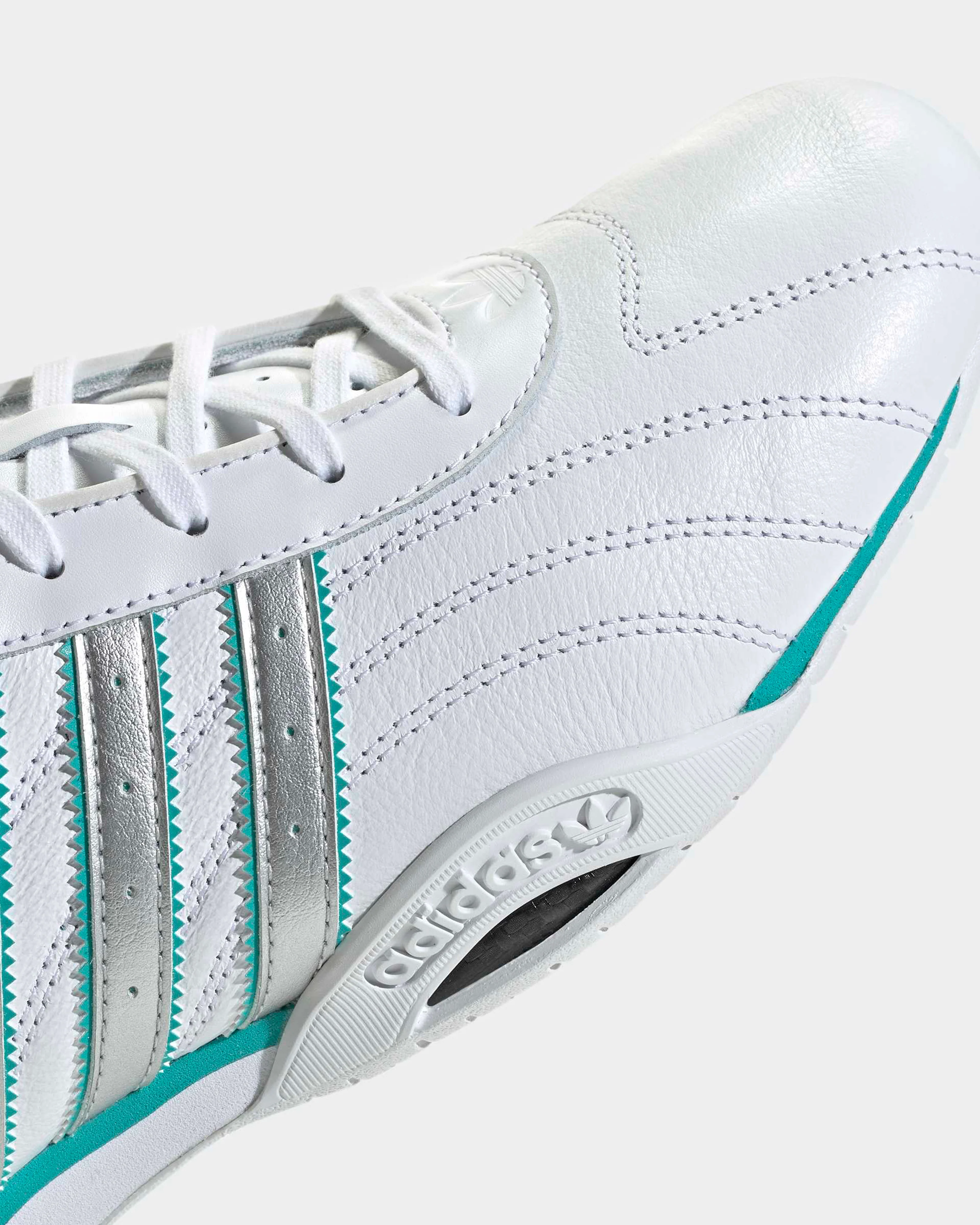 Adiracer Lo Shoes White - Image 8