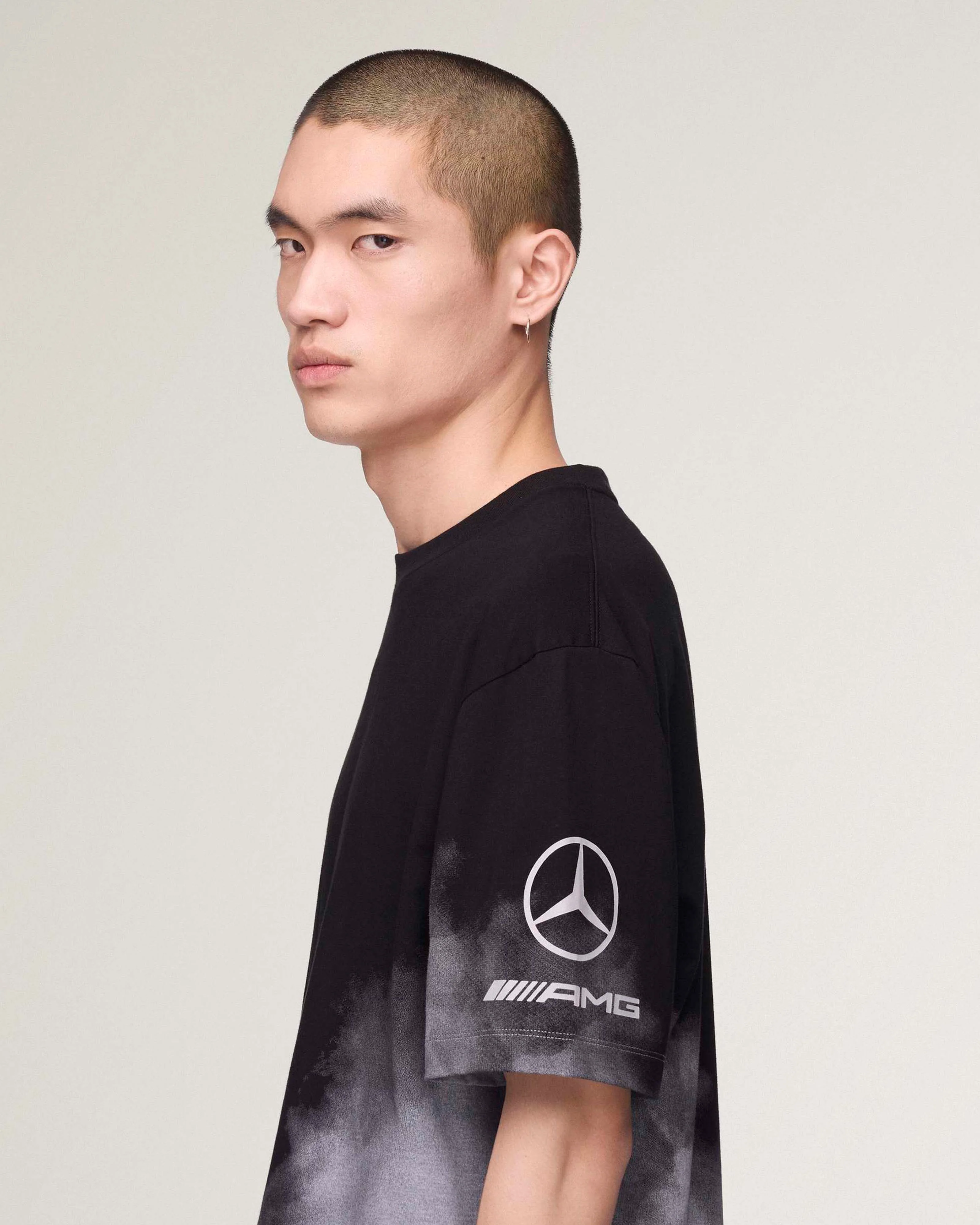 Y-3 Tour Short-Sleeve T-shirt Black - Image 8